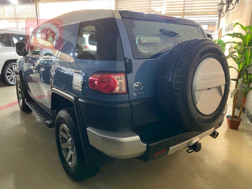 تۆیۆتا FJ کرۆزەر